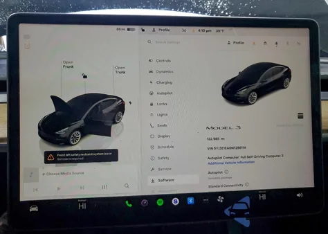 2022 Tesla Model 3 z USA, uszkodzony, nr VIN 5YJ3E1EA8NF286114